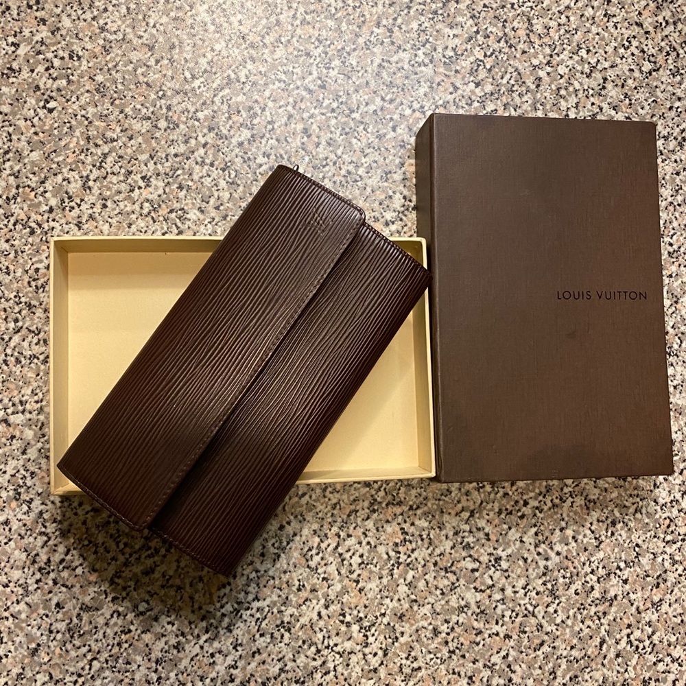 Wallet - Picture 3 of 4